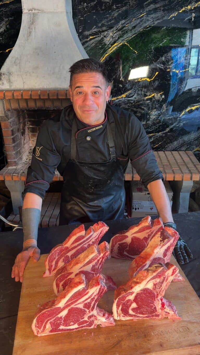 Pack "Los 50 de Salvo" 6 chuletas vaca frisona de kilo(entre 5,9-6kg) por Carnicería Victor Salvo